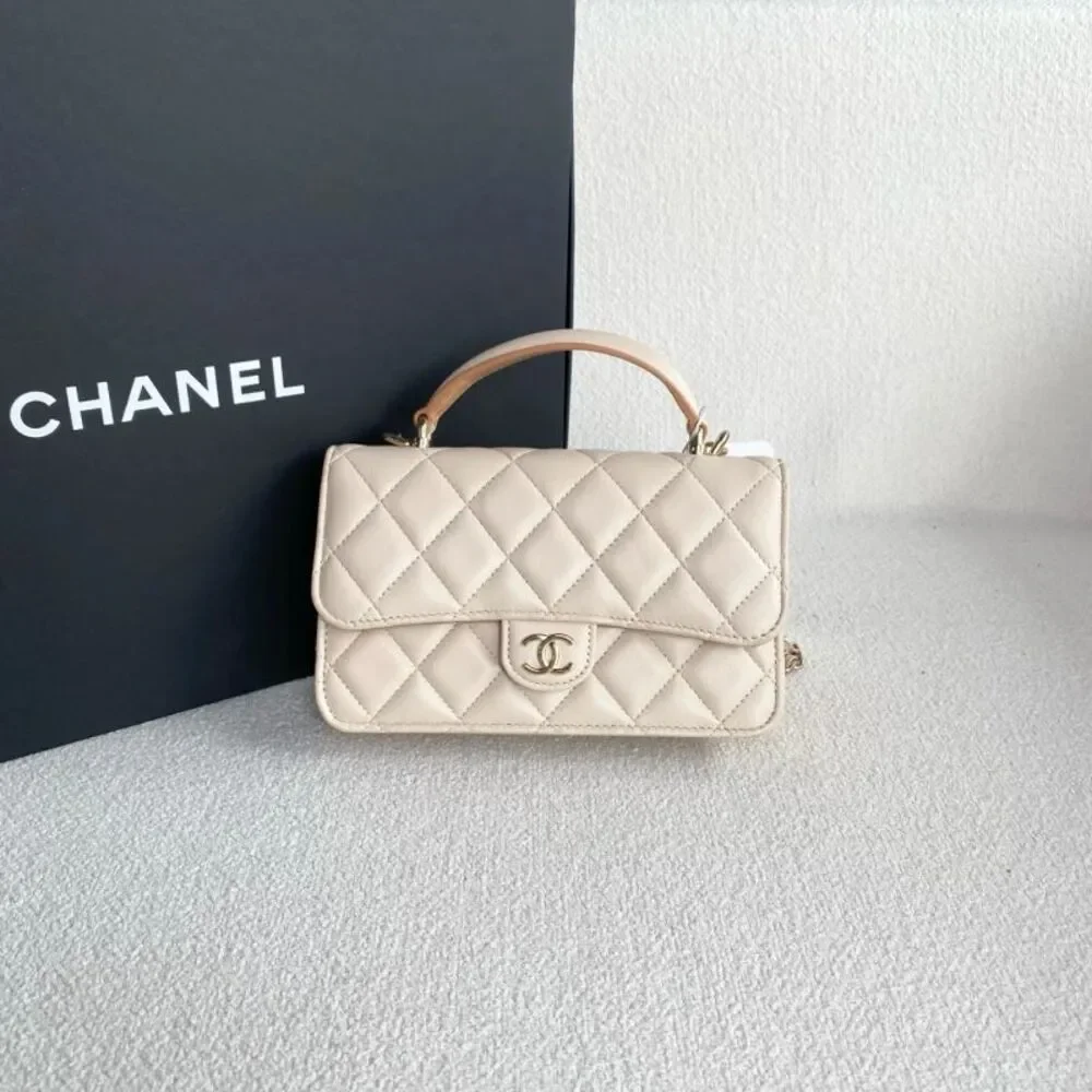 Chanel Women Pre-Loved Bag Very Good Condition